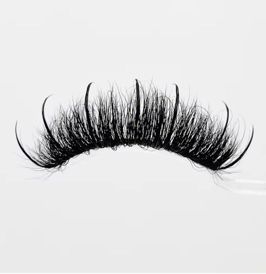 Fluffy wisp lash